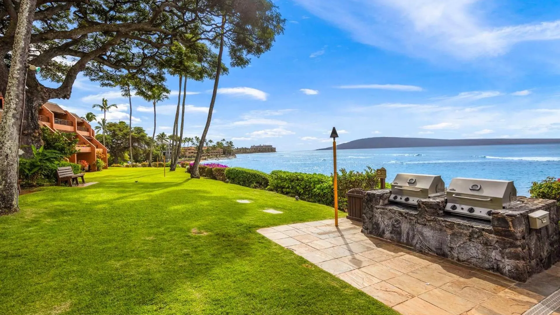 Vakantiehuis Kuleana Club #722 Oceanfront - 1 Bedroom & 1 Bathroom - 3Rd Floor Kahana