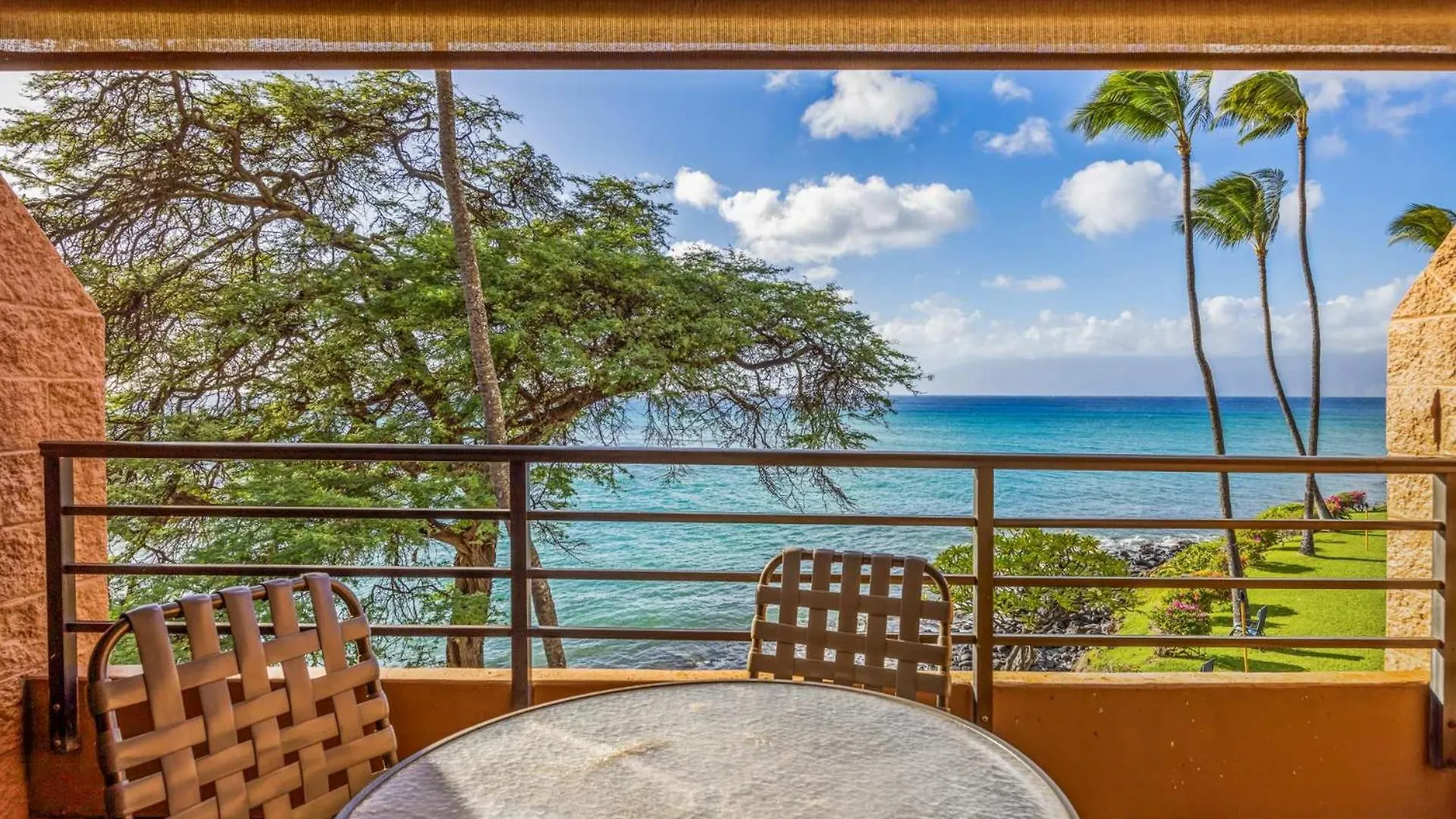 Kuleana Club #722 Oceanfront - 1 Bedroom & 1 Bathroom - 3Rd Floor Kahana 0*,  Verenigde Staten