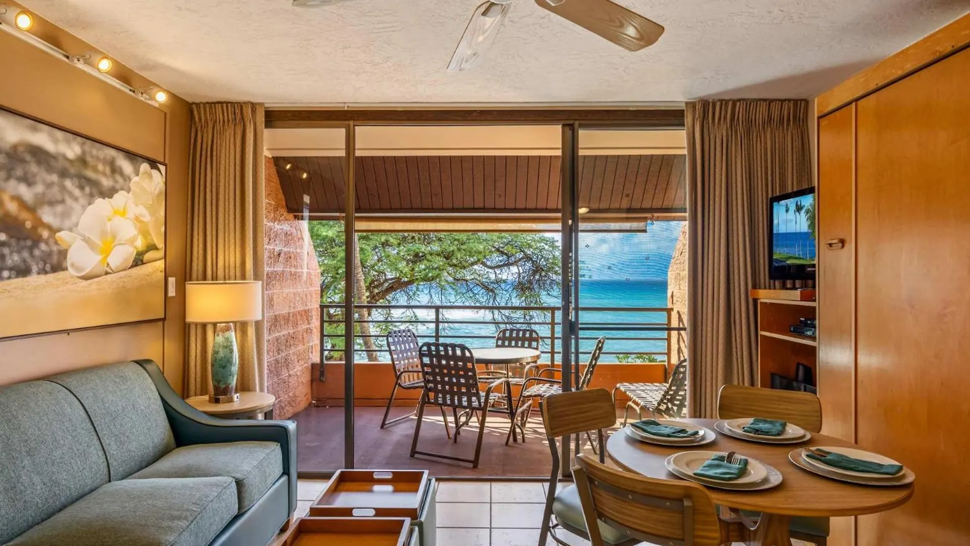 Kuleana Club #722 Oceanfront - 1 Bedroom & 1 Bathroom - 3Rd Floor Kahana Vakantiehuis